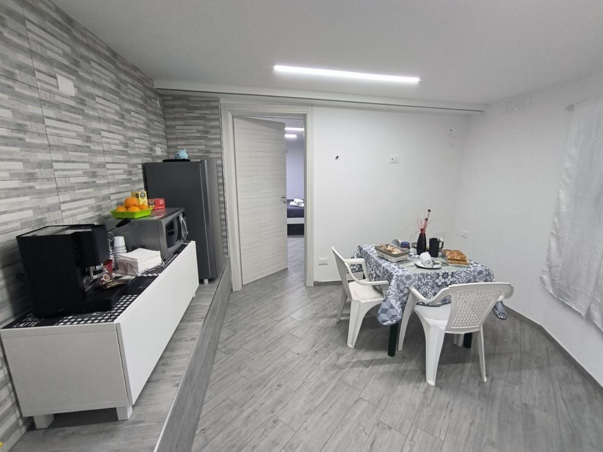 B&B Vicolo50 Salerno Luaran gambar