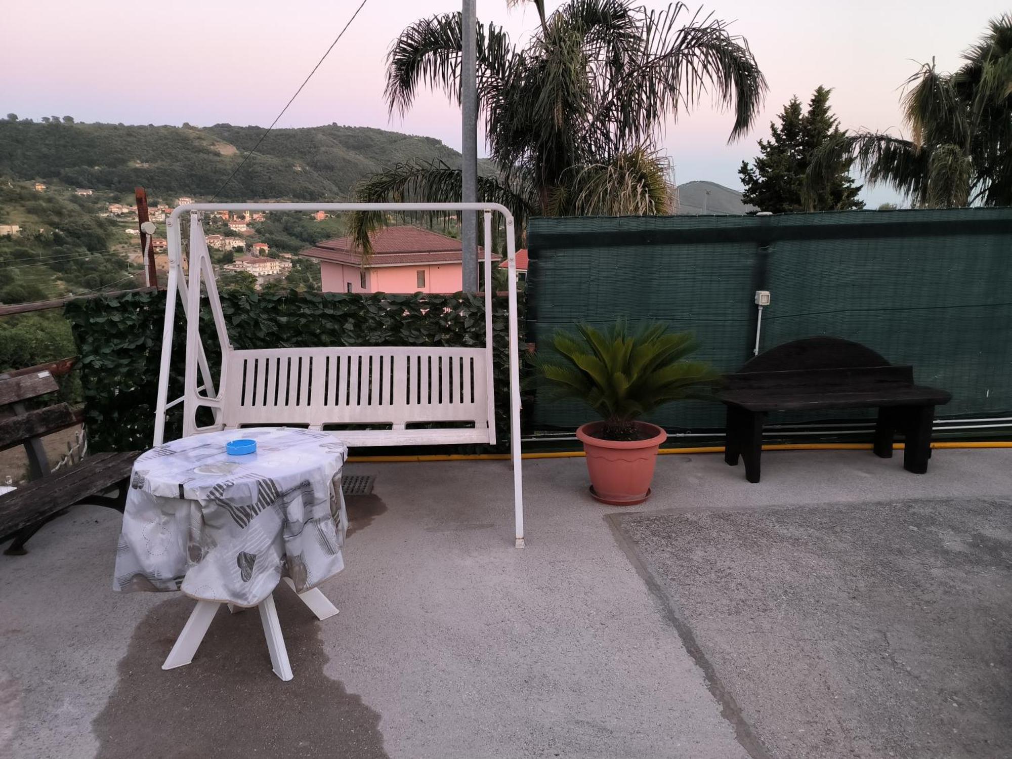 B&B Vicolo50 Salerno Luaran gambar